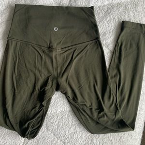 Lululemon Green Align 25”